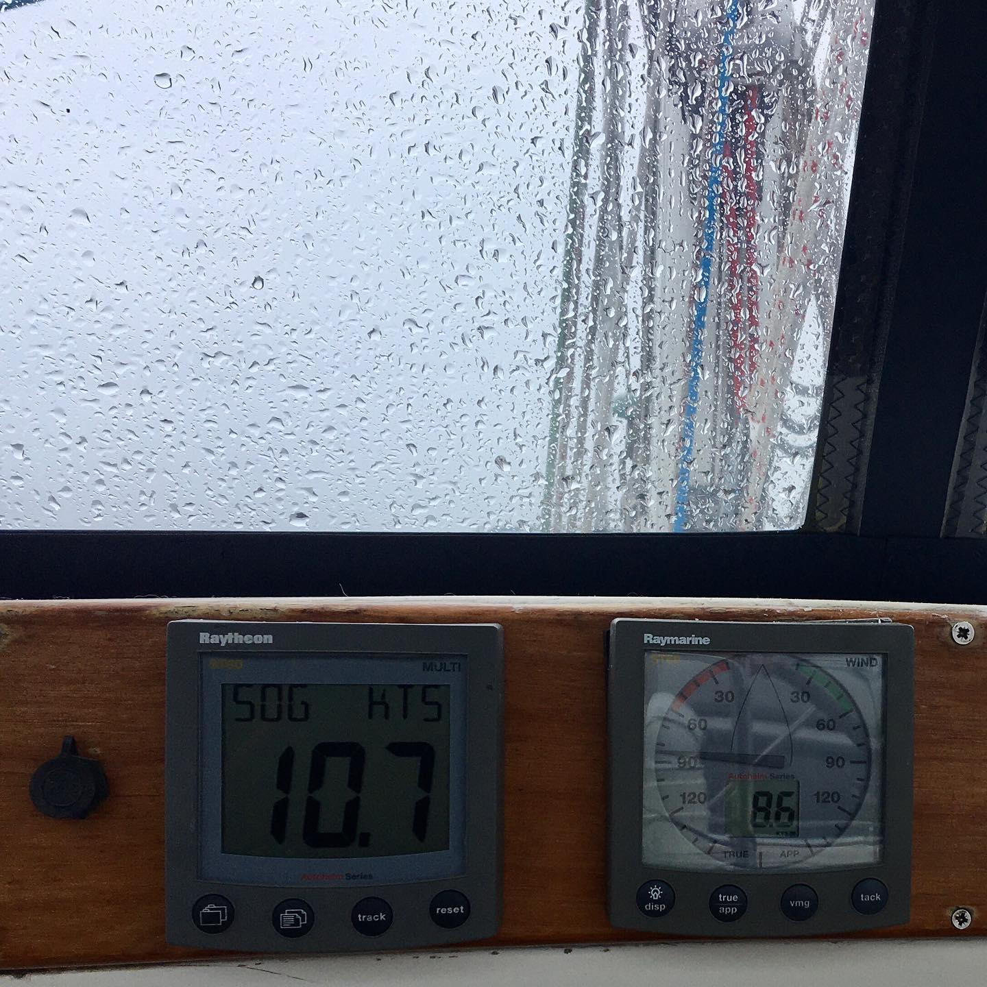 Early start from Peel Bay to be at the entrance of Strangford Narrows at the right time to catch the last of the ingoing current. We did a whopping 12 knots over ground 🤪
Very calm sea but still spectacular eddies and whirlpools to see in the narrows while heading for Portaferry Marina.
Bit of of a nerve-recking entry to the berth with the current pushing us all over the place in the wrong direction. The help of some friends ashore was most welcome and made it a very exciting but enjoyable experience even for us newbies. ☺️
#segeln #sailing #sailboat #segelboot  #strangfordlough #portaferry #peel #sailingyacht #sailingcouple #isleofman #iom #irishsea #irischesee #lagertha #abenteuerreisen #westerly #oceanlord #westerlyoceanlord #sailinglife #boatinglife #sailingadventure #followus #segelabenteuer #strangford #travel #boatlife