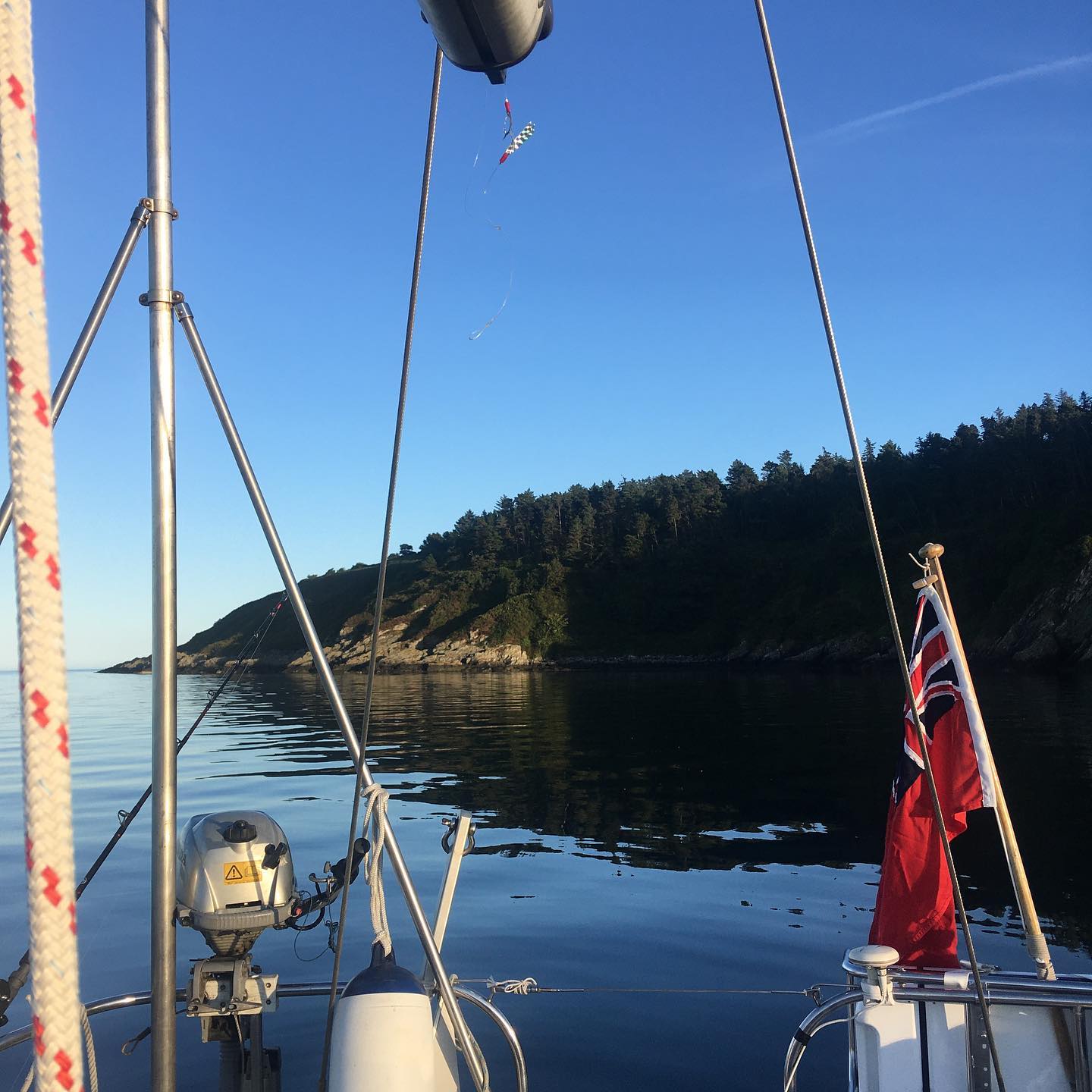 Garwick Bay IOM
#segeln #sailing #sailboat #segelboot #sailingcouple #laxy #garwickbay #isleofman #iom #irishsea #irischesee #lagertha #abenteuerreisen #westerly #oceanlord #westerlyoceanlord #sailinglife #boatinglife #sailingadventure #followus #segelabenteuer #travel #boatlife #boat #reisen #nofilter