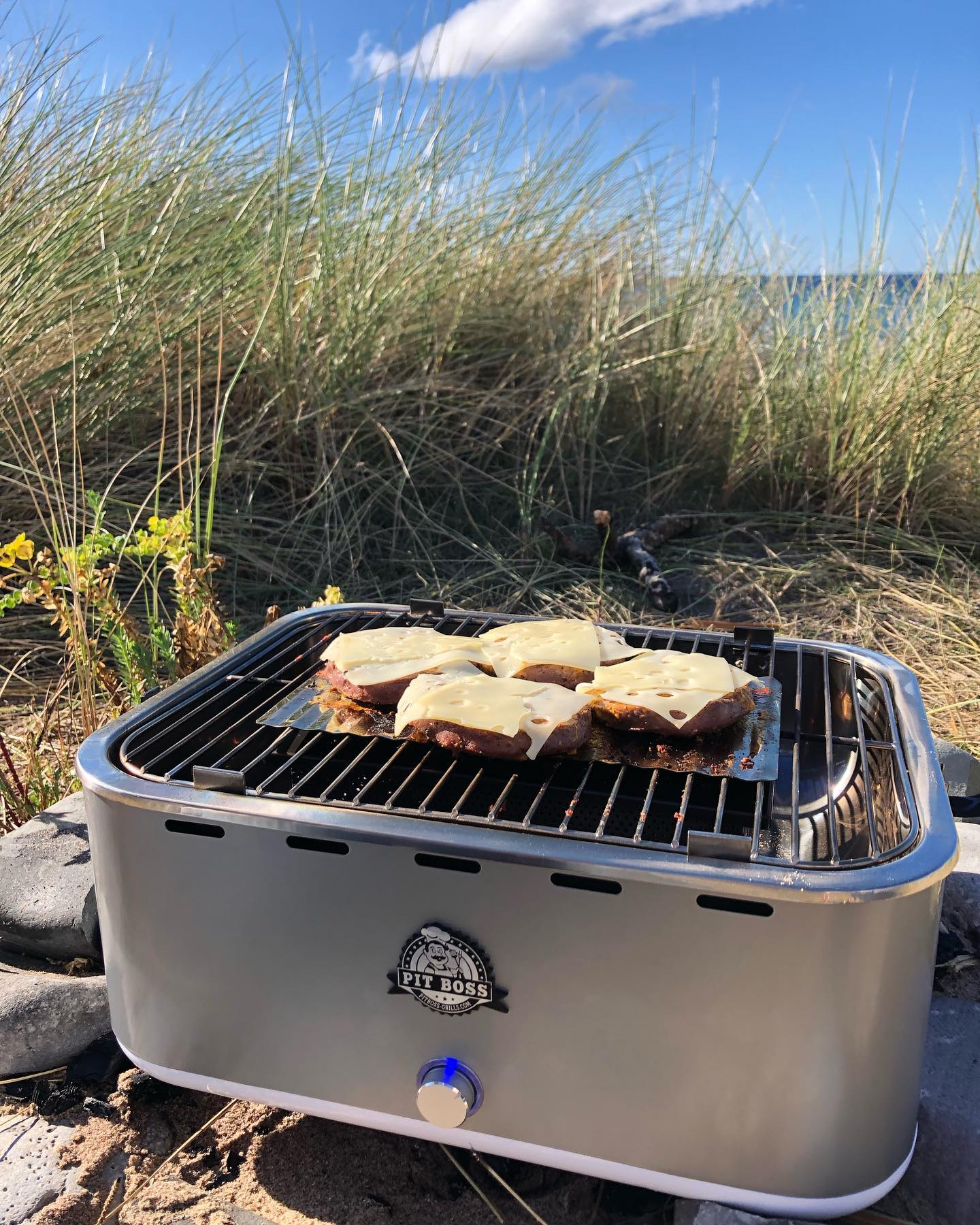 We inaugurated our new portable BBQ Grill and Smoker from @thegrillpit_im  Now we can independently enjoy our BBQ stuff and smoke on the go! 🤤🤤🍔 . . #pitbossgrills #bluepointbeach #bbq #instabbq #bbqlovers #bbqsmoker #sailingcouple #isleofman #irishsea #irischesee #lagertha #abenteuerreisen #sailinglife #boatinglife #sailingadventure #segelabenteuer #travel #boatlife #boat #reisen #loveisleofman #loveiom