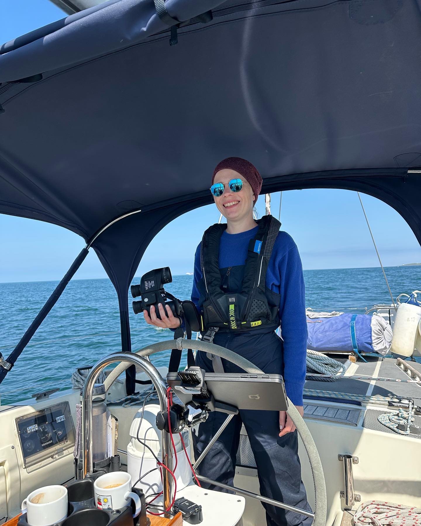 Sailing from the Isle of Man, Peel to Belfast Marina with our fearless feline crew! ⛵️🐱 Slowed down a bit to make it most comfortable for the furry companions.  Embarking on the first leg of our journey to Scotland, we're thrilled to navigate the Irish Sea together. Join us on this unforgettable adventure!  . . . . #SailingWithCats #IsleofManToBelfast #IOM #segelkatze #boatcat #SeaBoundJourney #SailToScotland #segeln #sailing #sailingcouple #digitalnomad #irischesee #lagertha #westerly #oceanlord #westerlyoceanlord #sailinglife #boatinglife #sailingadventure #segelabenteuer #AdventureAwaits #belfastmarina