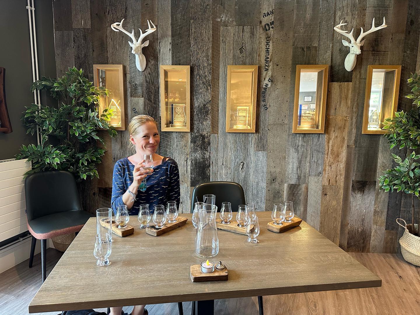 Next on the Scottish Whisky 🥃 tour. Tasting like a pro 😎⛵️ #arrandistillery #scotlandwhisky #sailinglife #sailinglifestyle #argyll #oceanlord #westerly #whisky