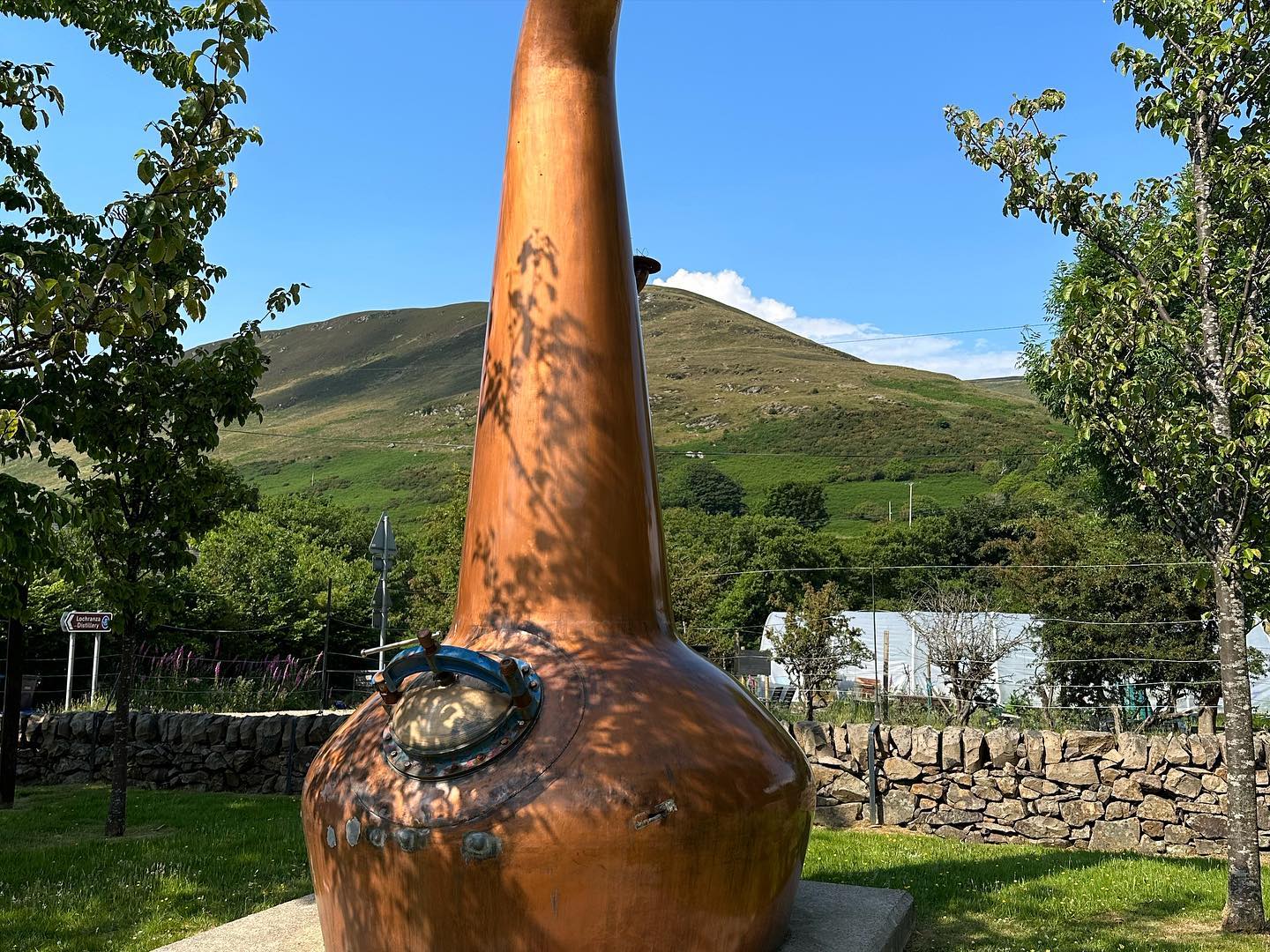 Next on the Scottish Whisky 🥃 tour. Tasting like a pro 😎⛵️ #arrandistillery #scotlandwhisky #sailinglife #sailinglifestyle #argyll #oceanlord #westerly #whisky