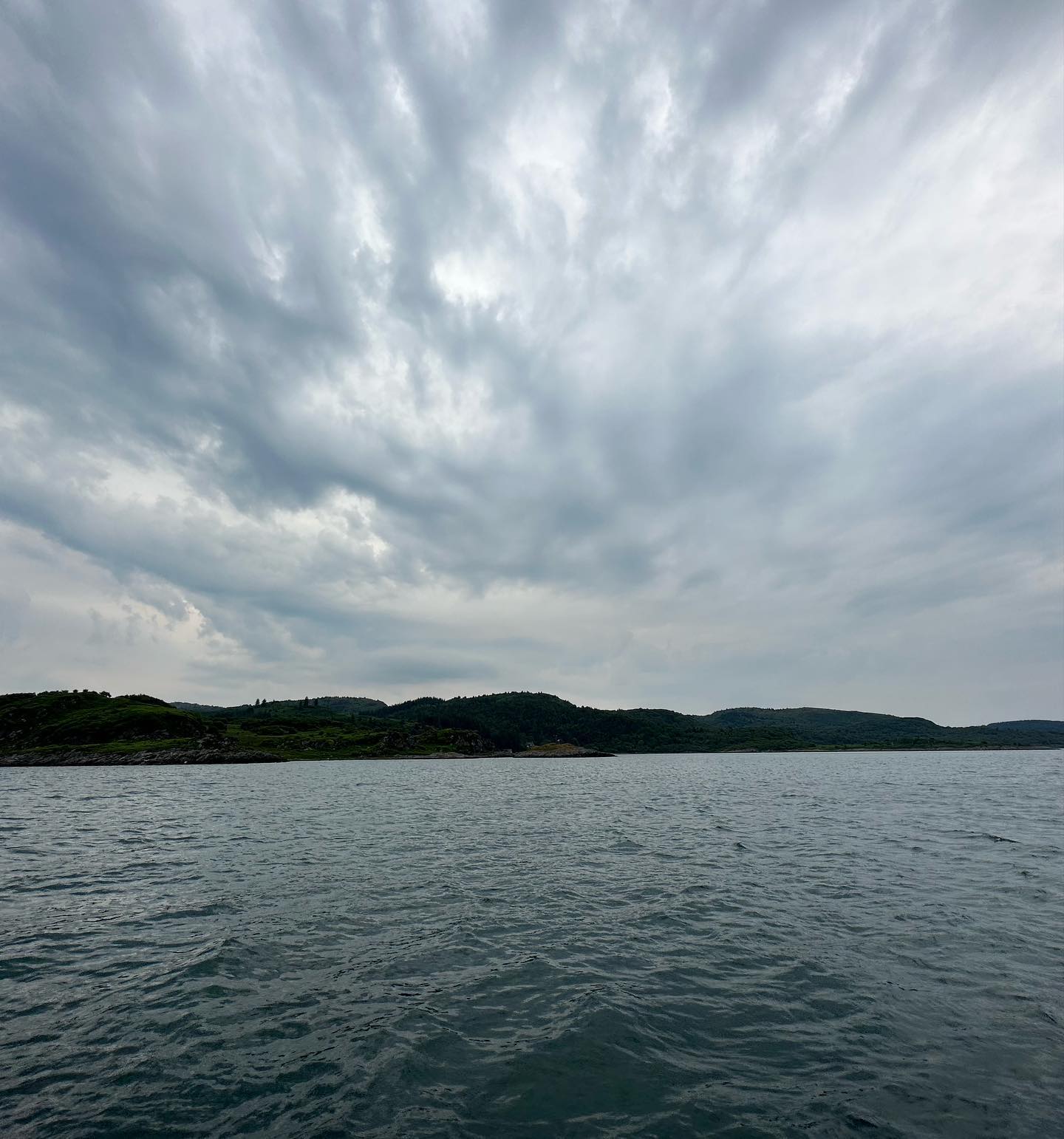 Tabert Marina to Otter Ferry, not much wind but beautiful scenery! 🖼️ #otterferry #upperlochfyne #sailing #sailingscotland #digitalnomad #boatlife