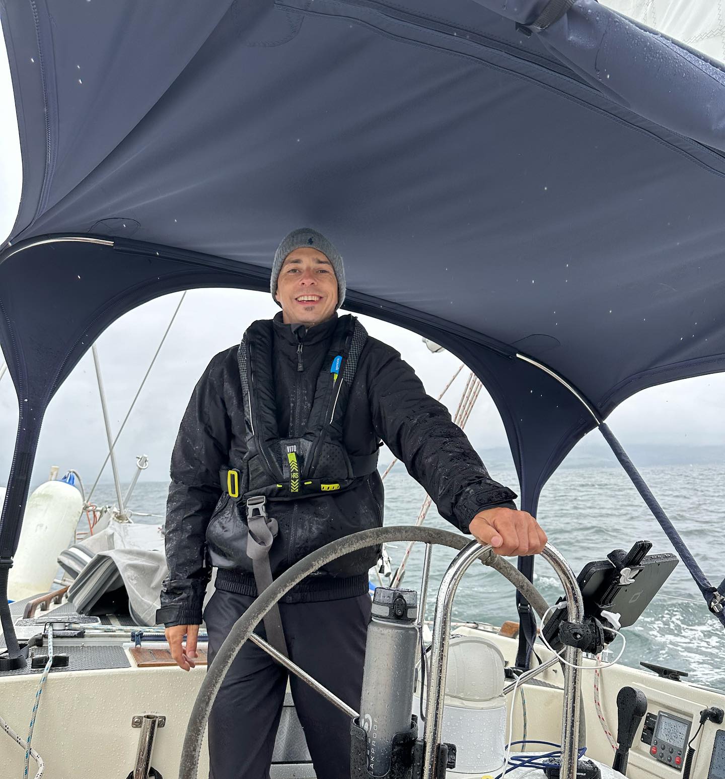 Rothesay to Largs accompanied by liquid sunshine ☀️ 🌧️ #sailing #scotland #segeln #schotland #liquidsunshine #largs #firthofclyde