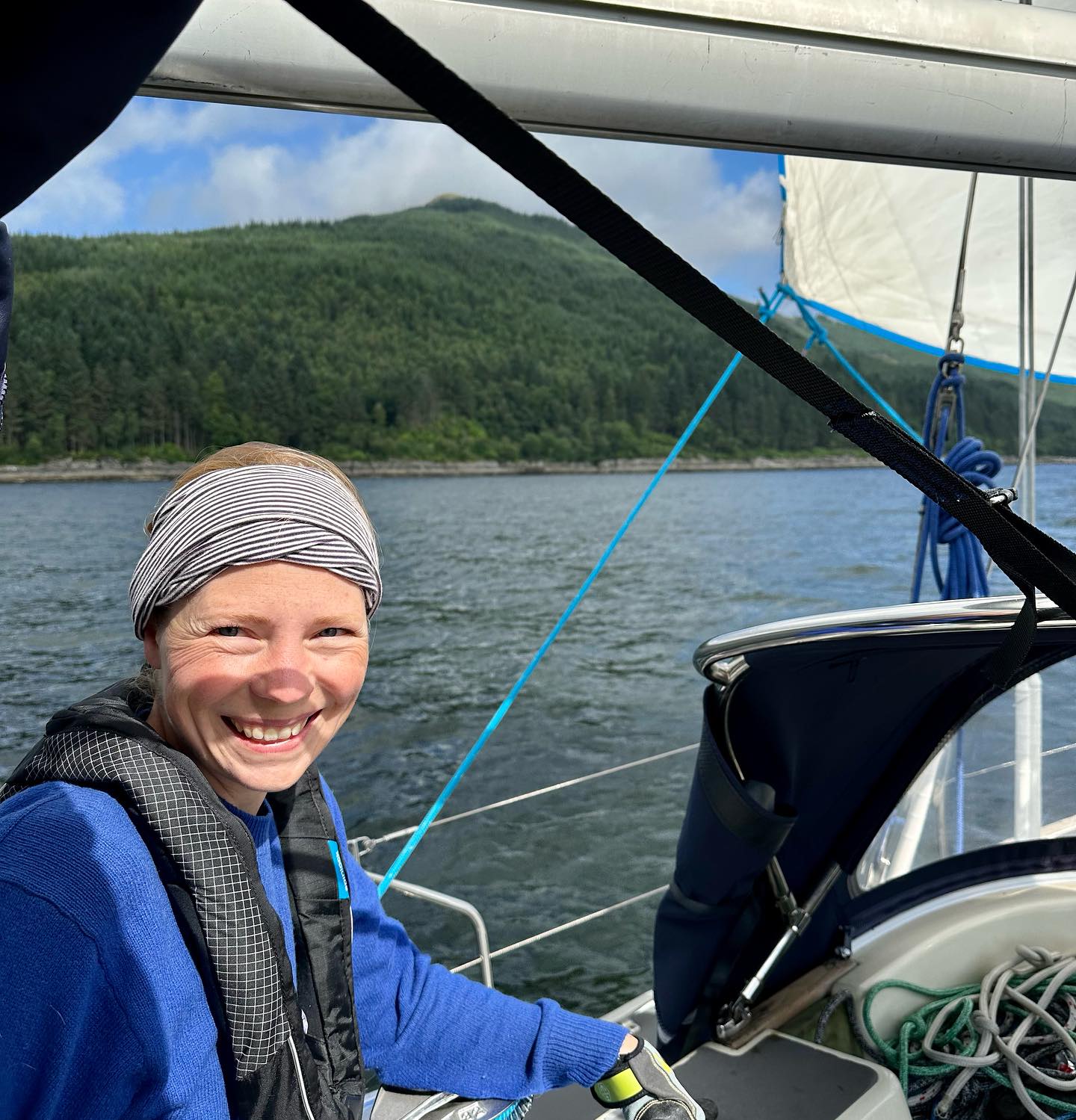 Ardentinny to Lochgoilhead, nice Sunday downwind sail and weather. #sailing #sailininstagram #segeln #sailingscotland #lochgoilhead