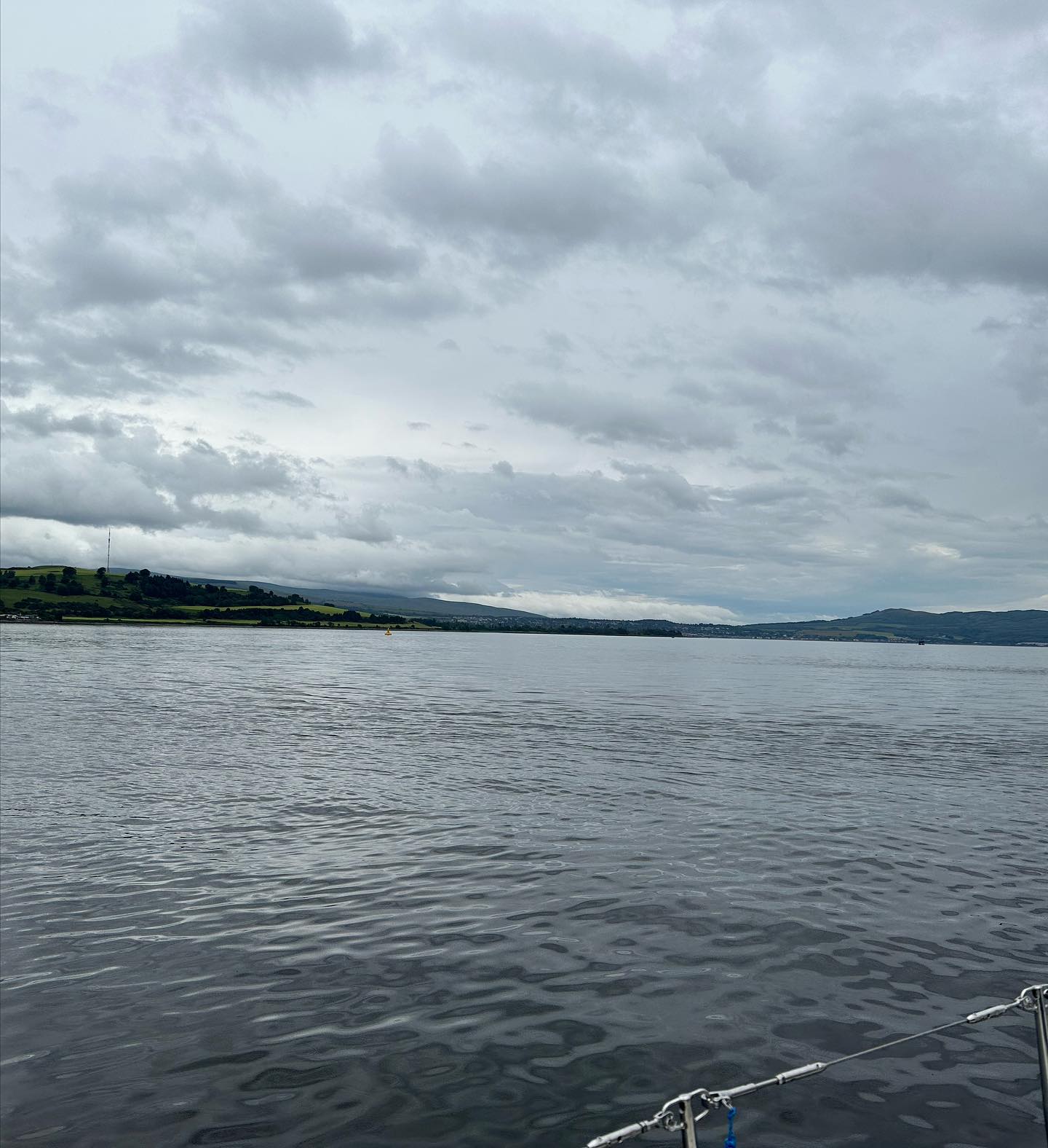 Arrochar to Greenock, James Watt Dock Marina. After a nice evening and BBQ in Arrochar we moved a bit south, it's rain and wind forecasted, so we fancy a bit window shopping in Glasgow over the weekend 😅🏴󠁧󠁢󠁳󠁣󠁴󠁿