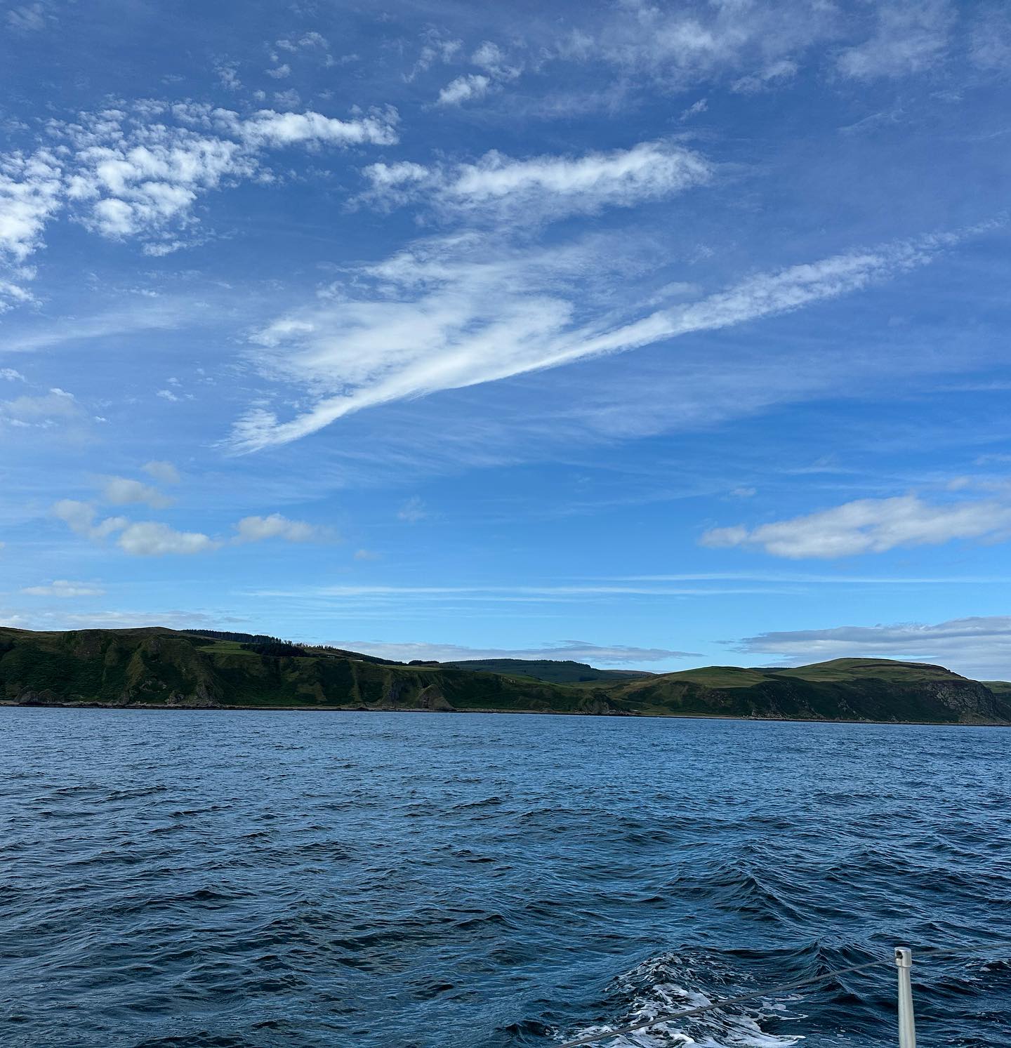 Crossing the North Channel from Campbeltown to Glenarm via Sanda Sound. The tide was in our favor, but the wind was against us, as predicted. Although the wind was a bit stronger than expected, it was still a pleasant crossing. Lagertha thoroughly enjoyed the 18 knots of wind, sailing at an impressive peak speed of 7.6 knots through the water. The Westerly Oceanlords are undoubtedly designed for challenging seas, and we take pride in traveling on Lagertha 🌊 #SailingAdventures #NorthChannelCrossing #WesterlyOceanlord #WesterlyYachts #segeln #sailing #glenarm #antrim #sanadisland #sailingscotland