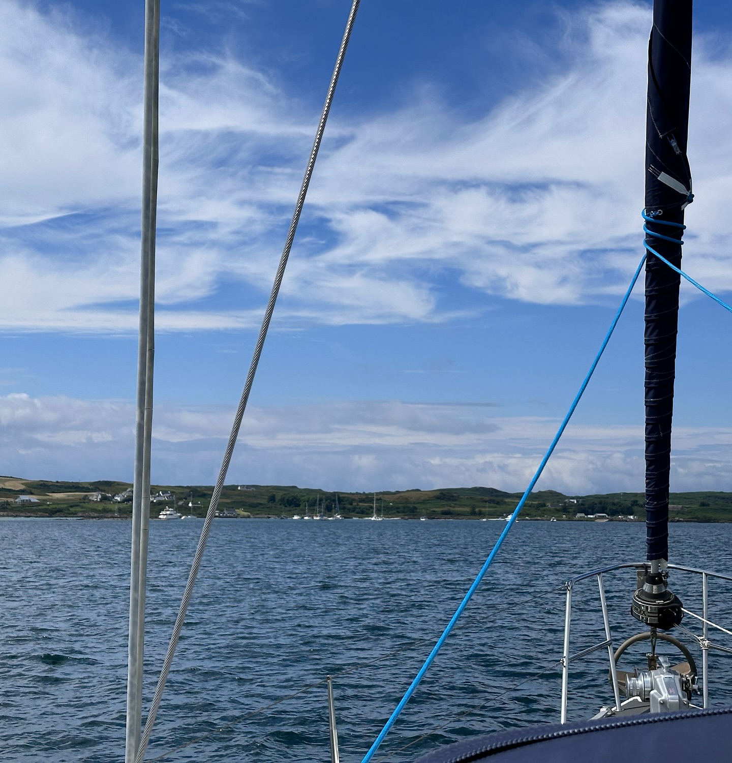 🌞 Perfect Sailing Day from Ardbeg to Ardminish Bay, Gigha ⛵
We had a fantastic sailing day from Ardbeg to Ardminish Bay, Gigha. The weather was perfect, and we enjoyed a sunny afternoon on the water. After we arrived, we had a refreshing splash to cool off and then a lovely dinner at the Boathouse restaurant. Feeling grateful for days like these! 🌞🌊
#sailinglife #adventureawaits #liveaboard #sailingcouple #boatlife #sunnydays #ardminishbay #gigha #scotland #westscotland #sailinglagertha #westerlyyachts #westerlyoceanlord #segeln #theboathouse