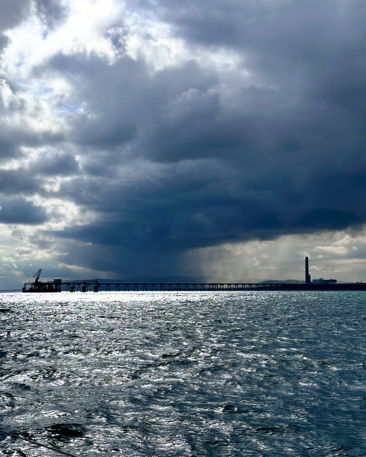 ⛵ Chasing the Summer: Glenarm to Belfast City Marina
Set off from Glenarm with full sails, but had to reef early due to some squalls with a bit of rain. Thankfully, the rest of the journey was mostly dry and sunny. Enjoyed some lovely days in Belfast, soaking up the sunshine and even fitting in a pub crawl! 🌞🍻
#sailinglife #belfastcitymarina #glenarmtobelfast #sailingadventures #chasingthesummer #sailinglagertha #westerlyyachts #westerlyoceanlord #segeln #pubcrawl