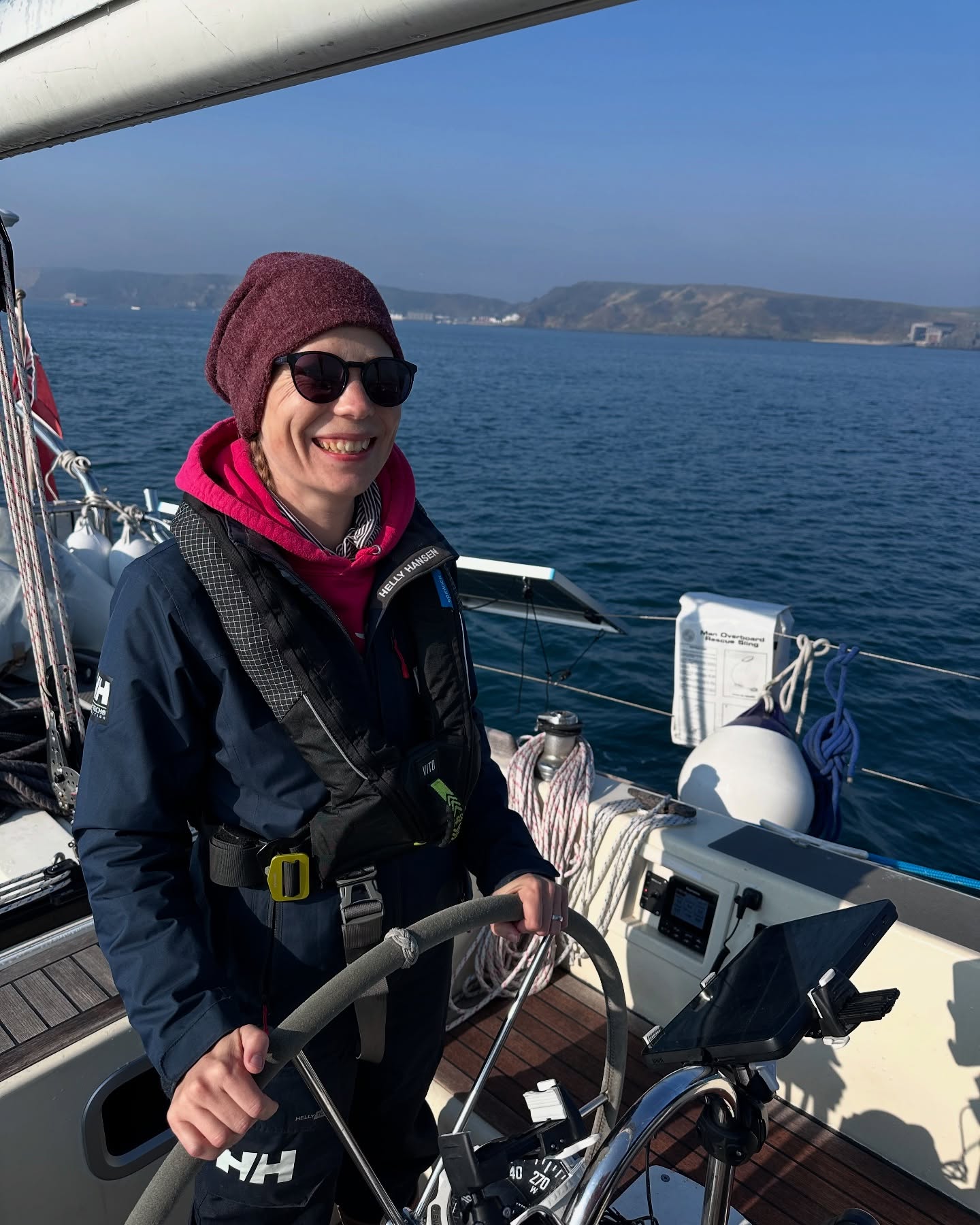 Porth Dinllean to St Tudwal's Island (Lunch stop) and finally to Pwllheli! Left the lovely anchorage at Porth Dinllaen and set course for Pwllheli, where Lagertha's getting new rigging. Although the sun was out, we saw nearly nothing, thick fog all the way. 😶‍🌫️🌞
Bardsey Sound was a proper test! Known for ripping tides, overfalls, and wild currents. Made even more exciting by near-zero visibility but luckily nearly no wind and a rather calm sea. The radar got a workout, and the boat turned sharply more than once as the very strong tidal streams took hold. Definitely kept us on our toes! 💨🌊 Our planning was right, we wouldn't like to be there in unfavourable conditions. 
Had to keep a sharp lookout for lobster pots, too. Hard to spot when you're sailing in a cloud. 🦞
Just before we arrived at St Tudwal's Island for our lunch stop, the fog cleared and the sun came out in full. Beautiful sunny day to anchor and breathe before timing the tide into Pwllheli Marina. Great sailing day and adventurers. 
#SailingLife #BardseySound #FoggyPassage #RadarTest #pwllhelibound #sailinglagertha #westerlyoceanlord #sailingyacht #uksailing #adventurelife #sailing #sailingboat #instasailing #sailinginstagram #boatlife #boatlifestyle #boat #sailors #liveaboardlife #sailinstagram #sailincouple  #explorers #travelcouple #cruising #wanderlust #vitaminsea #travel #floatinghome #oceanlife